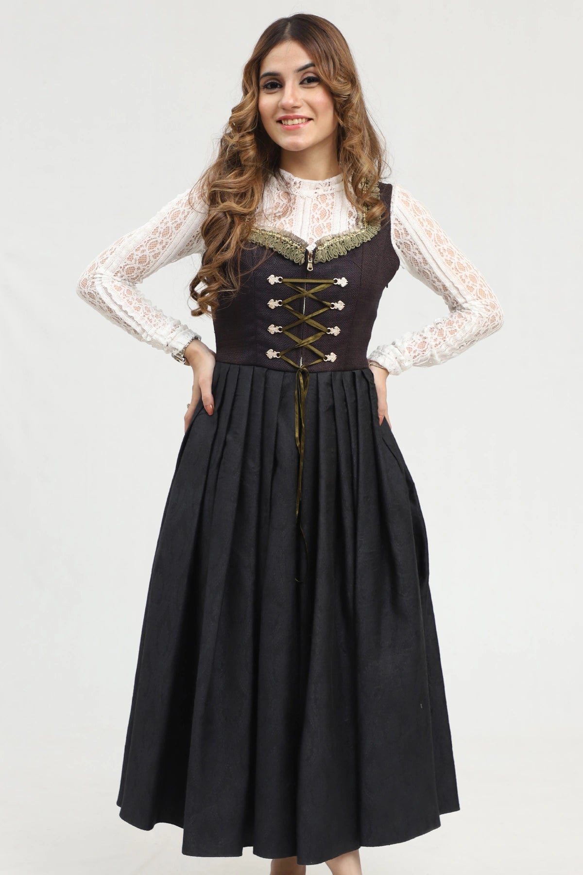 Dirndl Noble Onyx